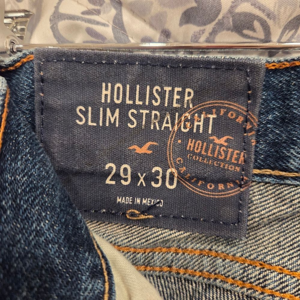 Hollister Men's Slim Straight Distressed Dark Blue Jeans - Picture 7 of 8